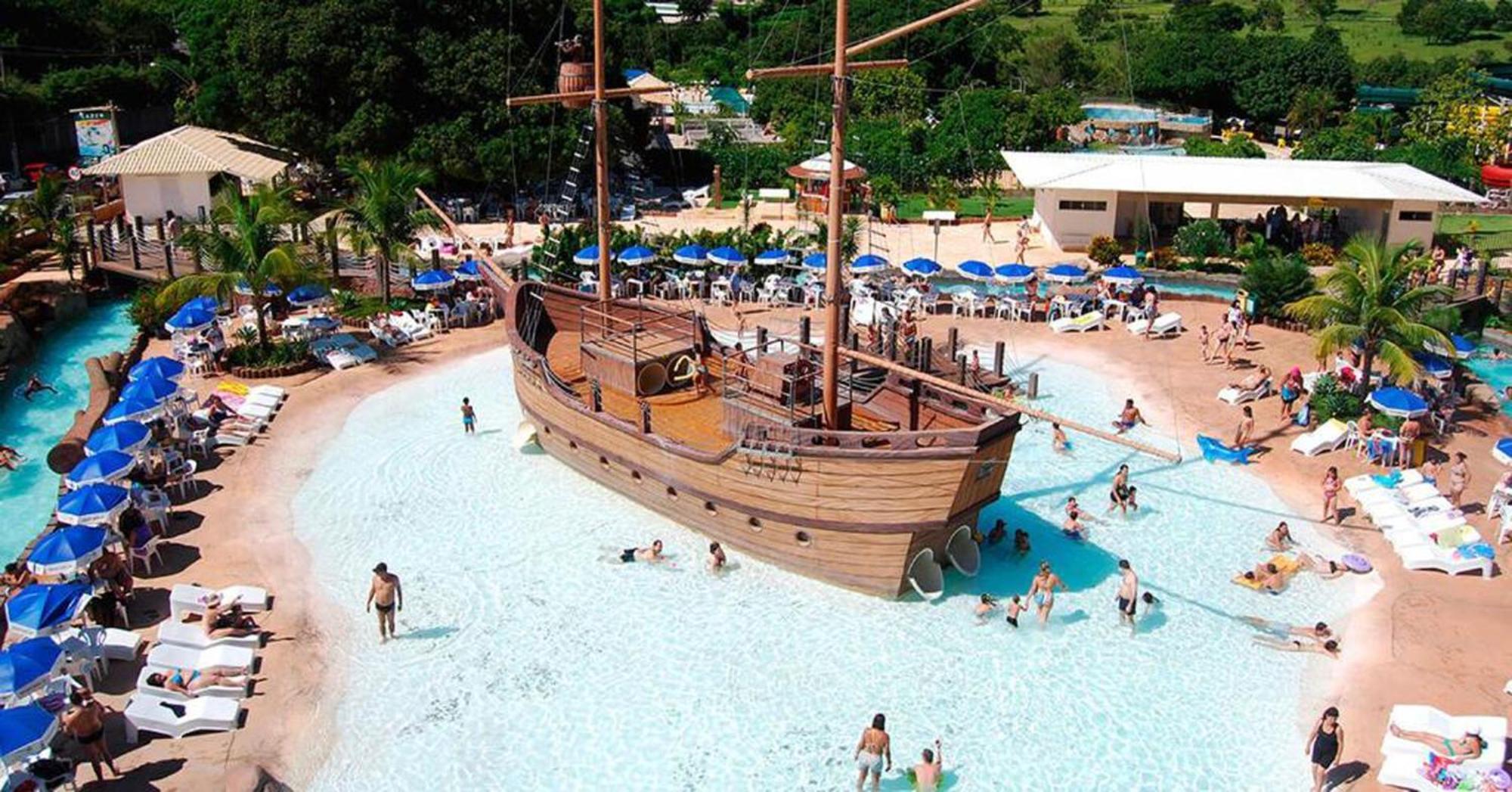 Piazza Diroma - Ganhe Cortesia O Diroma Acqua Park * Caldas Novas